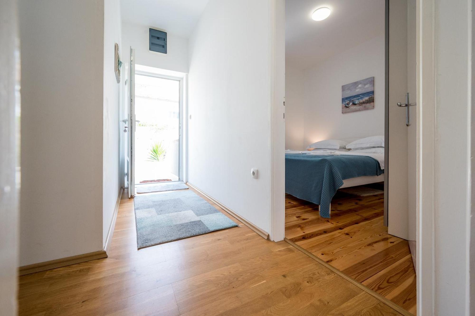 Apartment Lana Tivat Exteriér fotografie