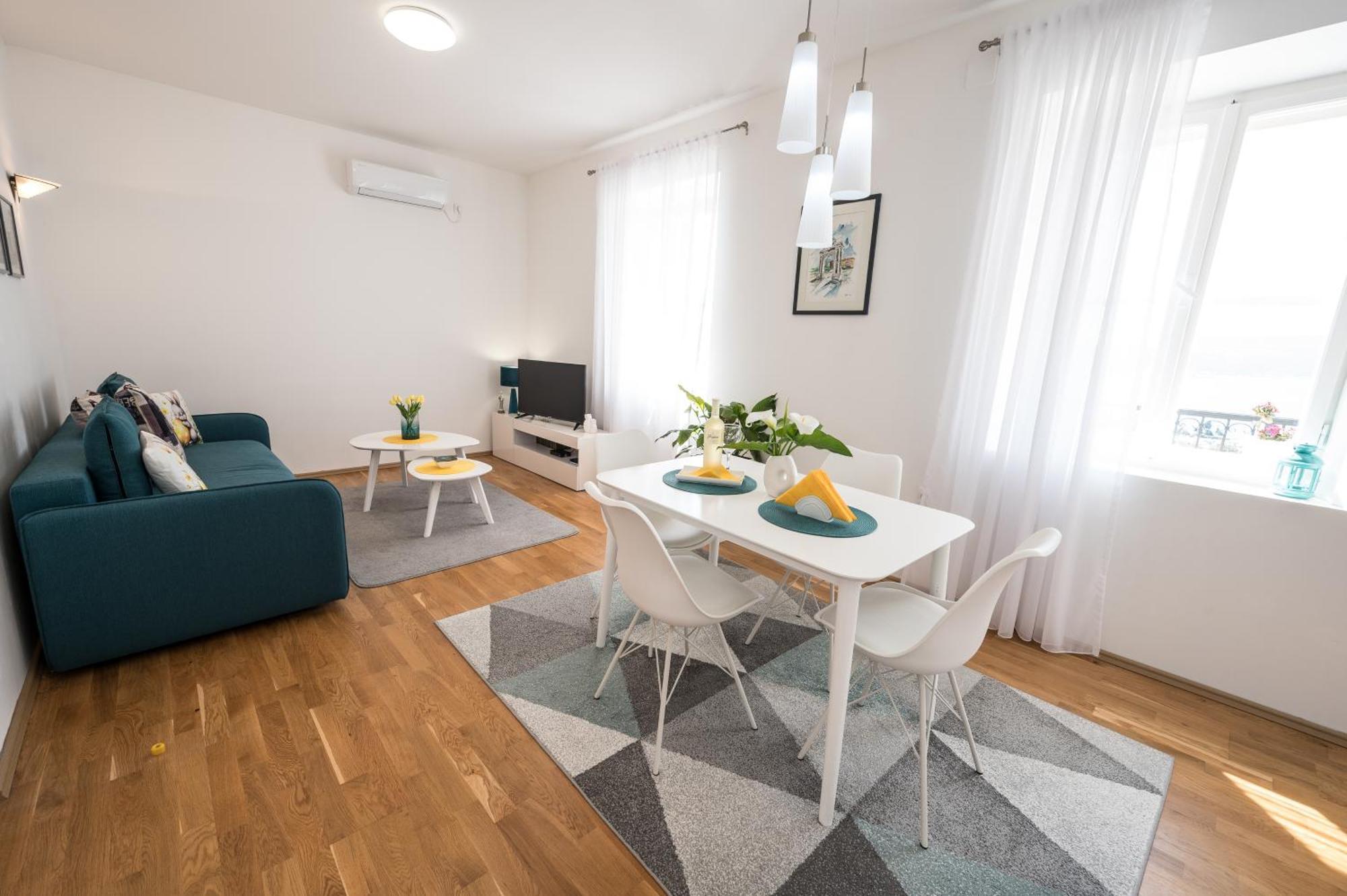 Apartment Lana Tivat Exteriér fotografie